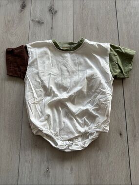 Little Joy Co. Onesie White/Green/Brown 12-18 Month NWT IN PACKAGE